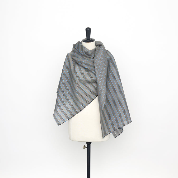 T23M04434 | Prince of Wales Silk Gauze - view 2